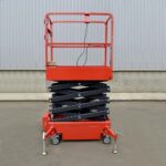 Фото 8 - Ножничный подъемник QX-030-048 OXLIFT 300 кг 4,8 м.