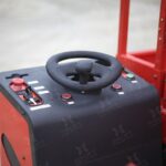 Фото 13 - Самоходный Ножничный Подъемник QZ-030-110 WD OXLIFT 300 кг 11 м.
