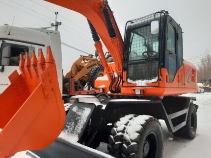Фото 54 - Колёсный экскаватор Lonking CDM6150W.